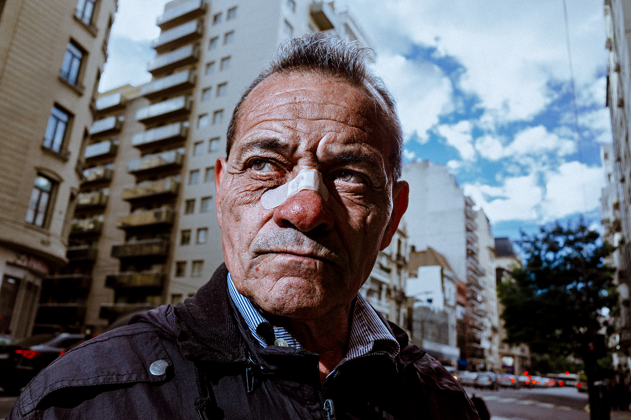 Street photograph by Chini Bolsón