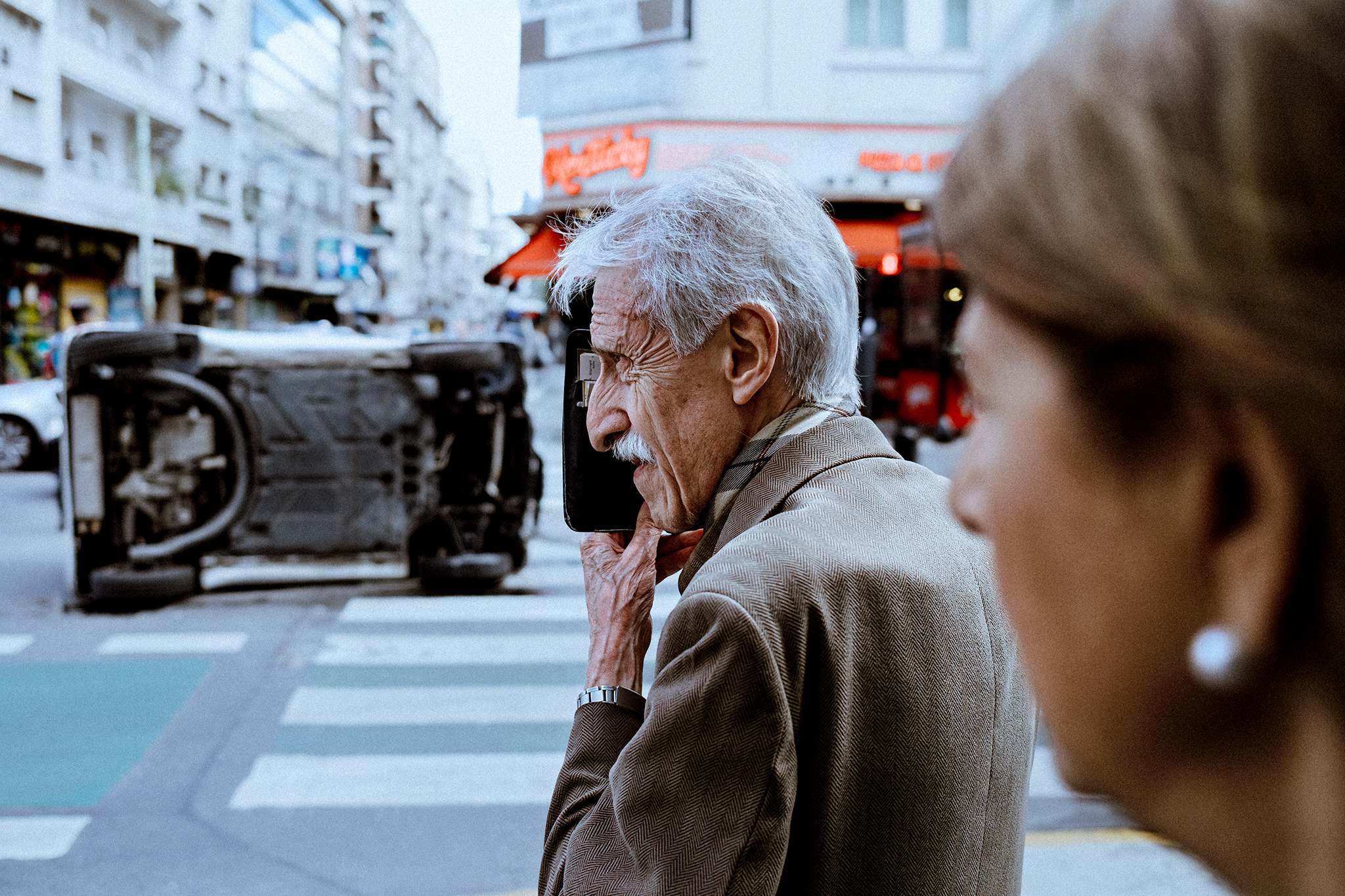 Street photograph by Chini Bolsón